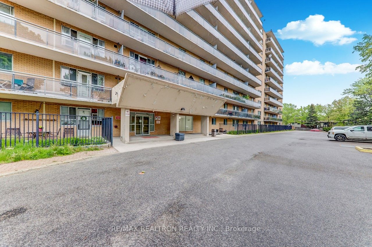 100 Dundalk Dr, #705