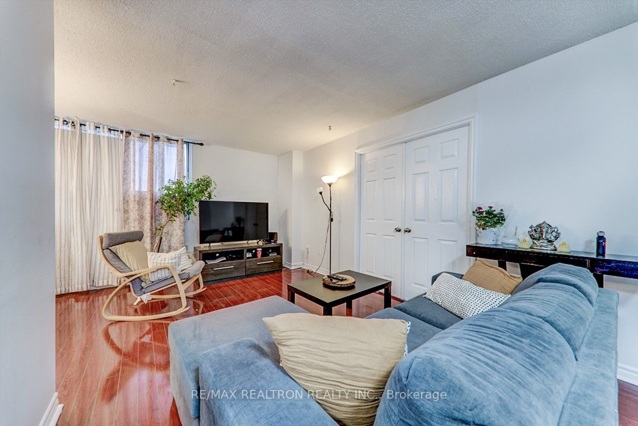 100 Dundalk Dr, #705