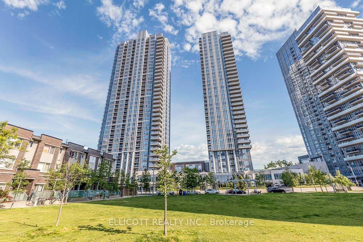 255 Village Green Sq, #1211