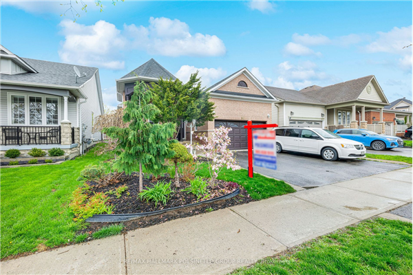 87 Darius Harns Dr, Whitby