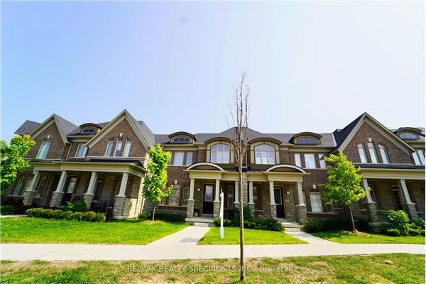 27 Clutterbuck Lane, Ajax
