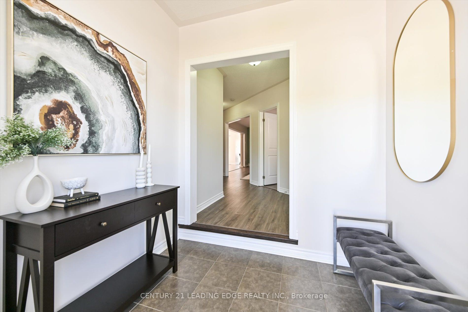 57 Adanac Dr