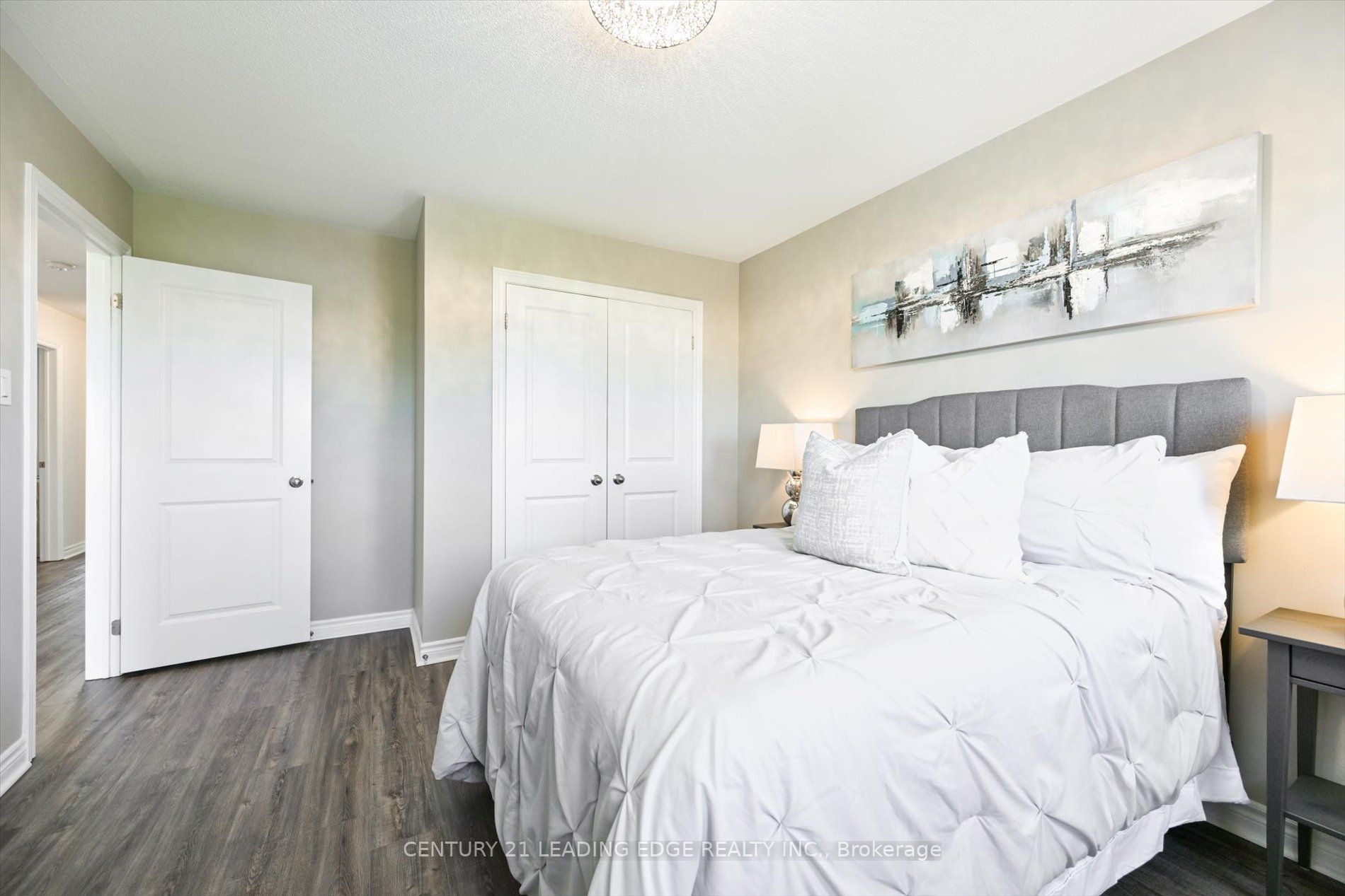 57 Adanac Dr