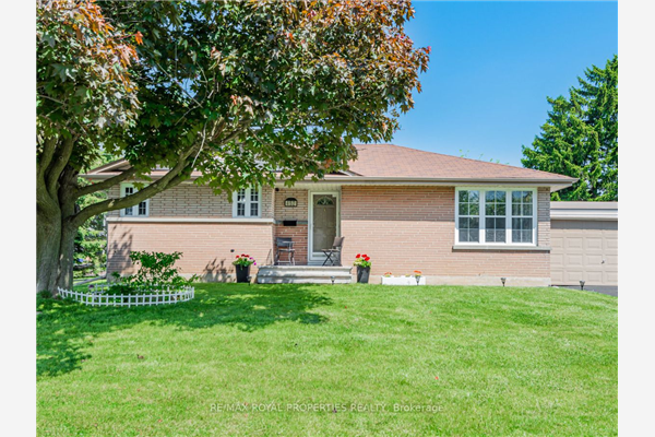 452 Cunningham Ave, Oshawa