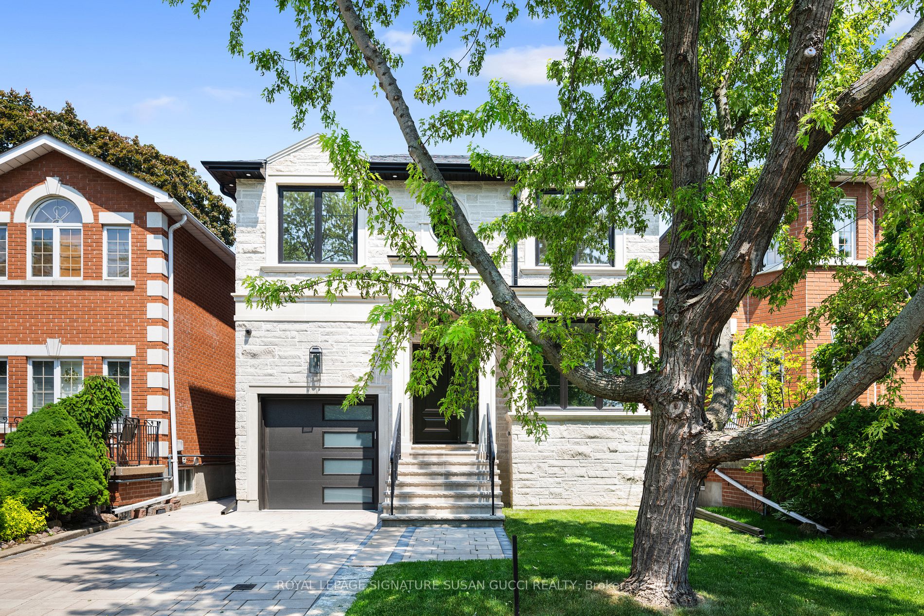 15 Marilyn Cres