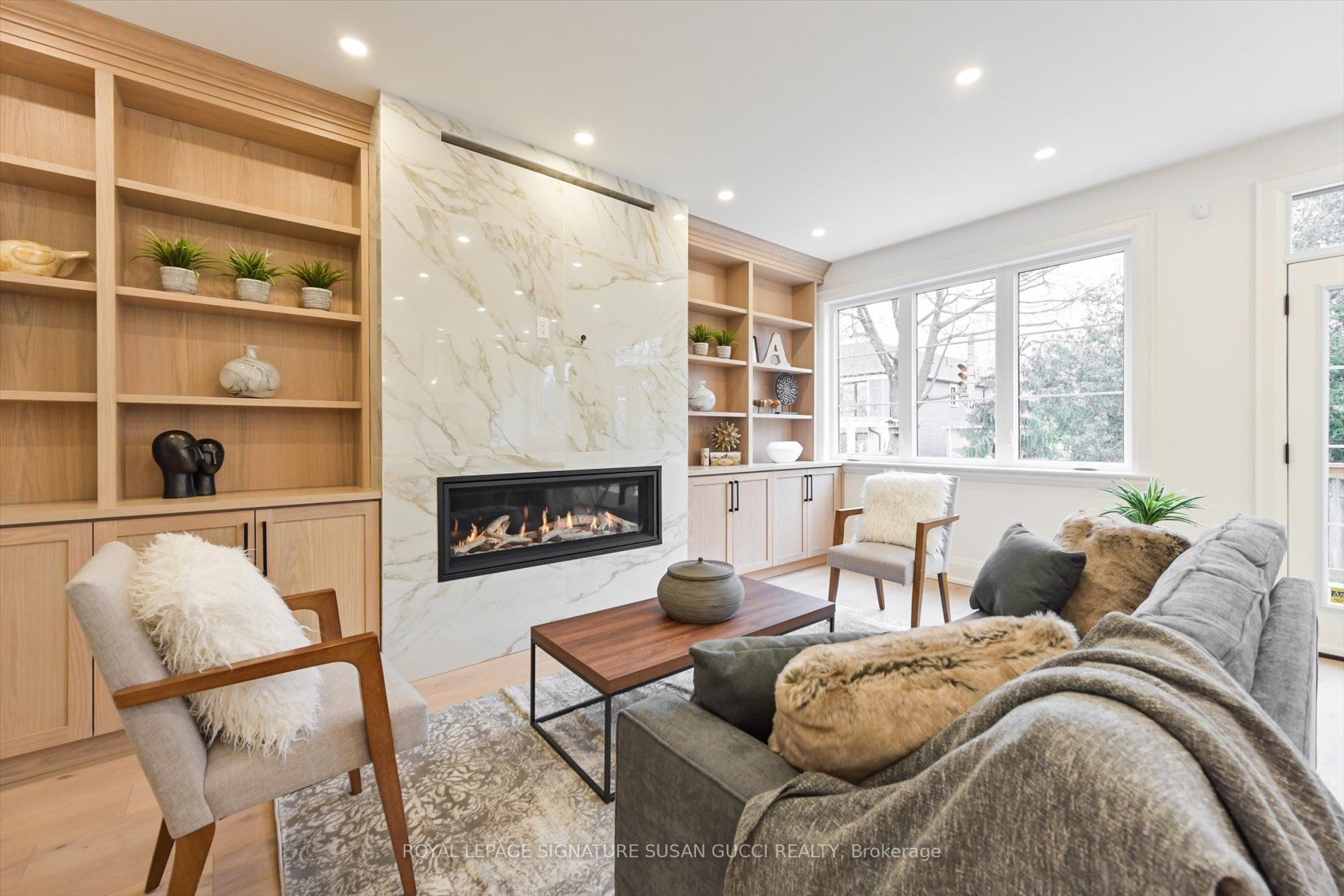 15 Marilyn Cres