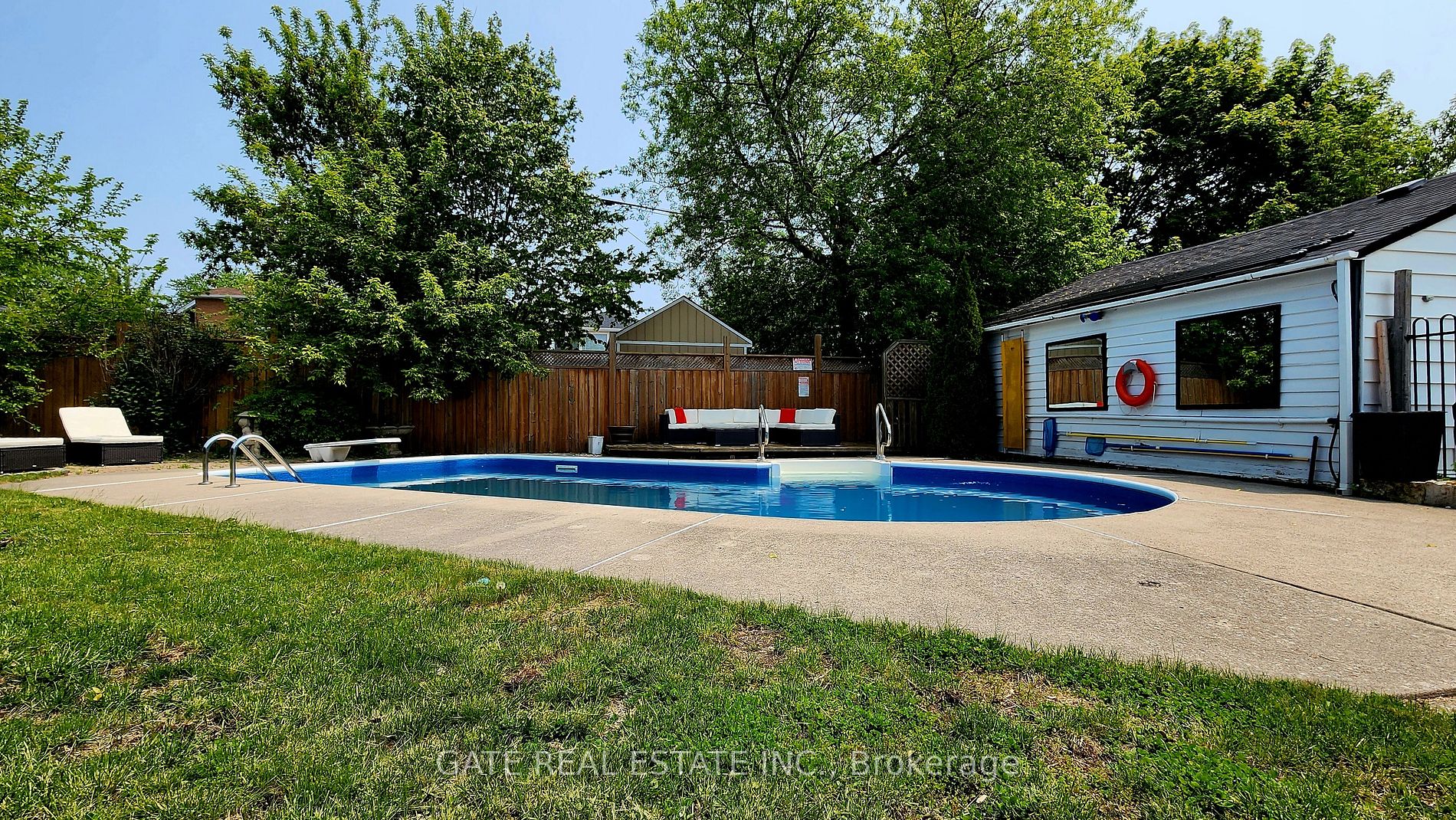 241 Aylesworth Ave