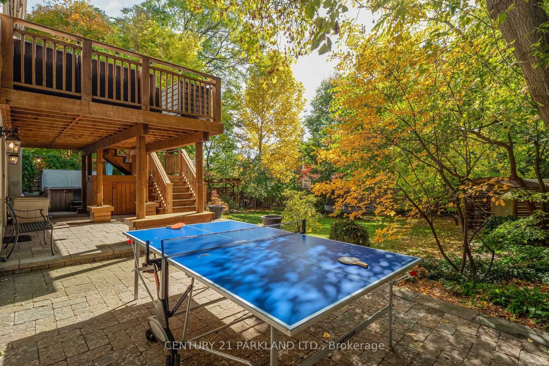 2 Leonard Circle