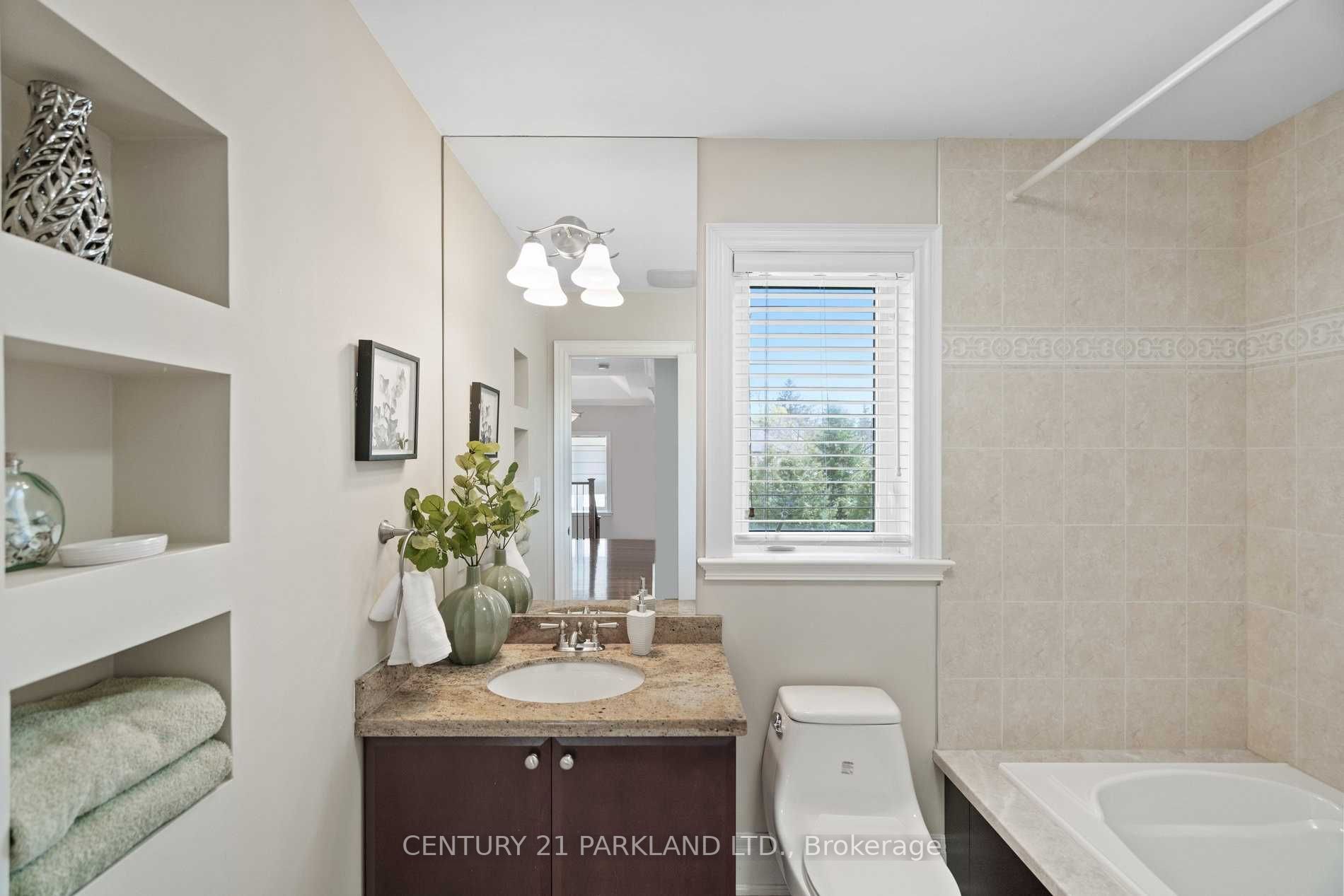 2 Leonard Circle