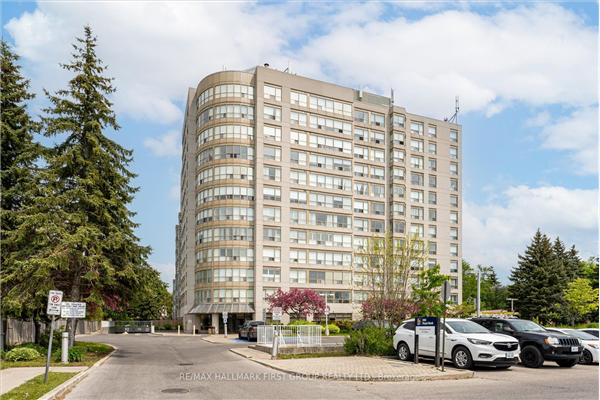 712 Rossland Rd E, Whitby