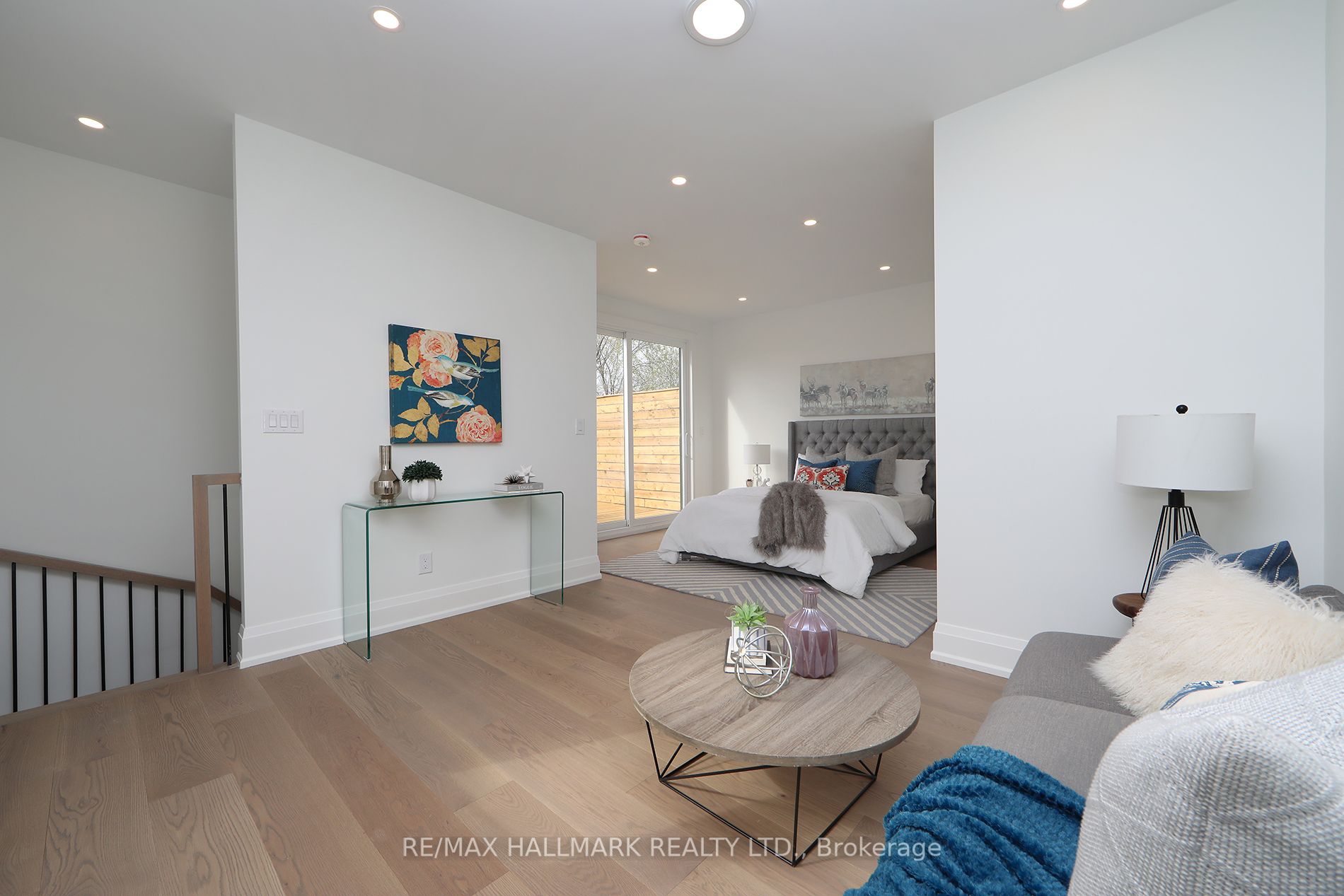 27 Hunter St