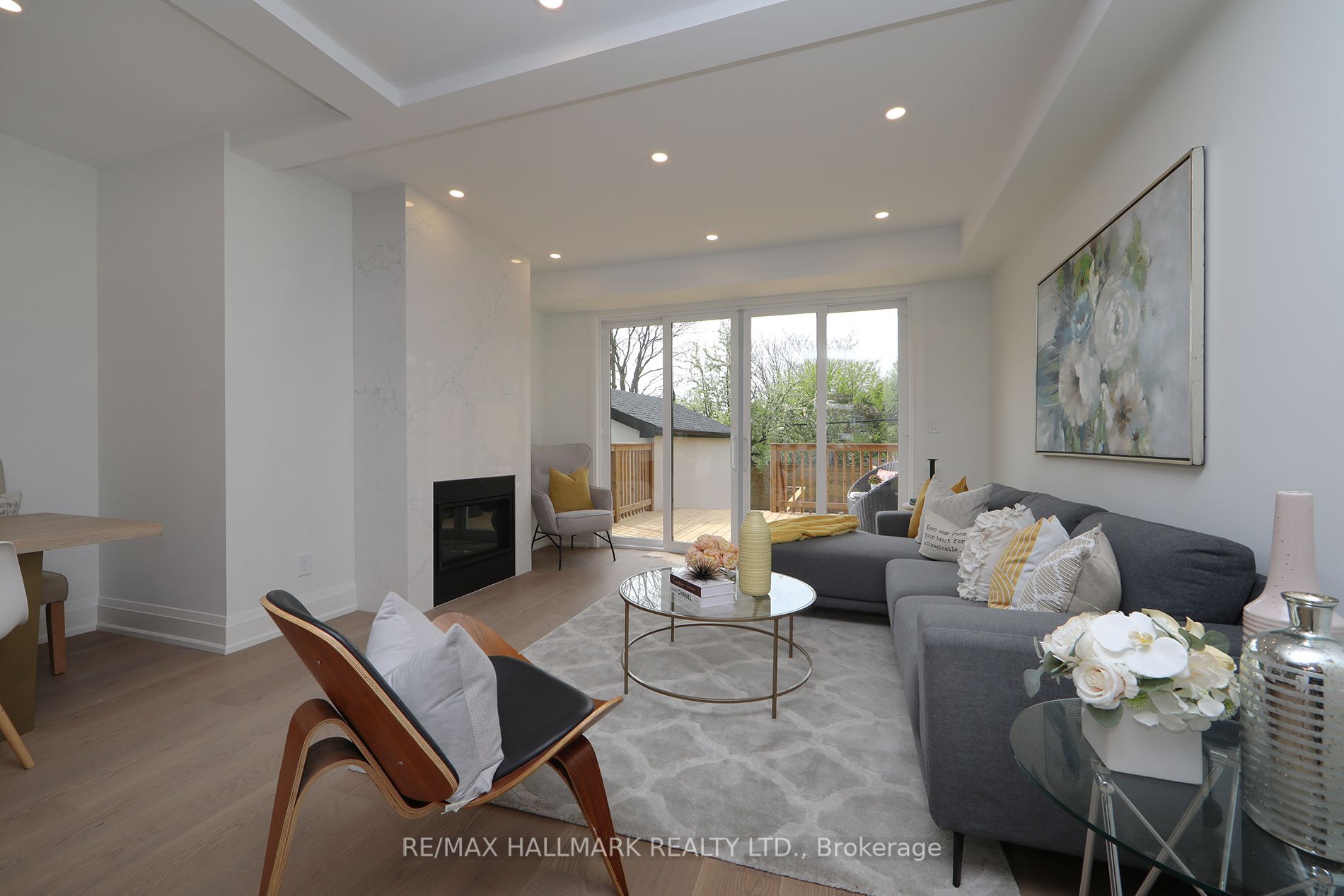 27 Hunter St