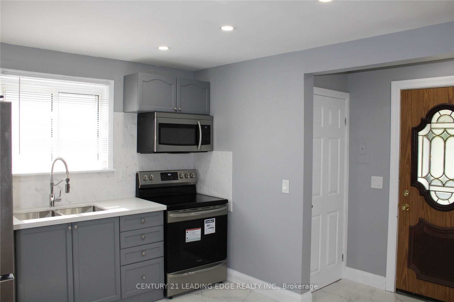 159 Cadillac Ave S