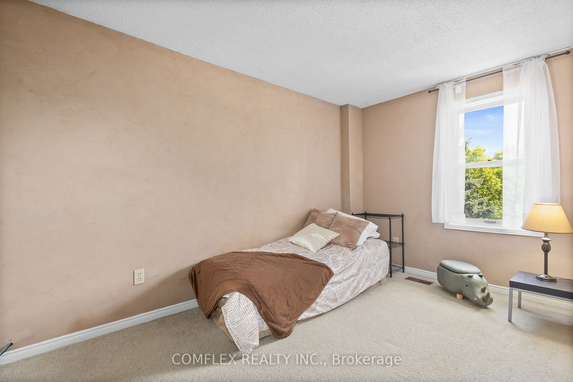 1411 Beaverbrook Court