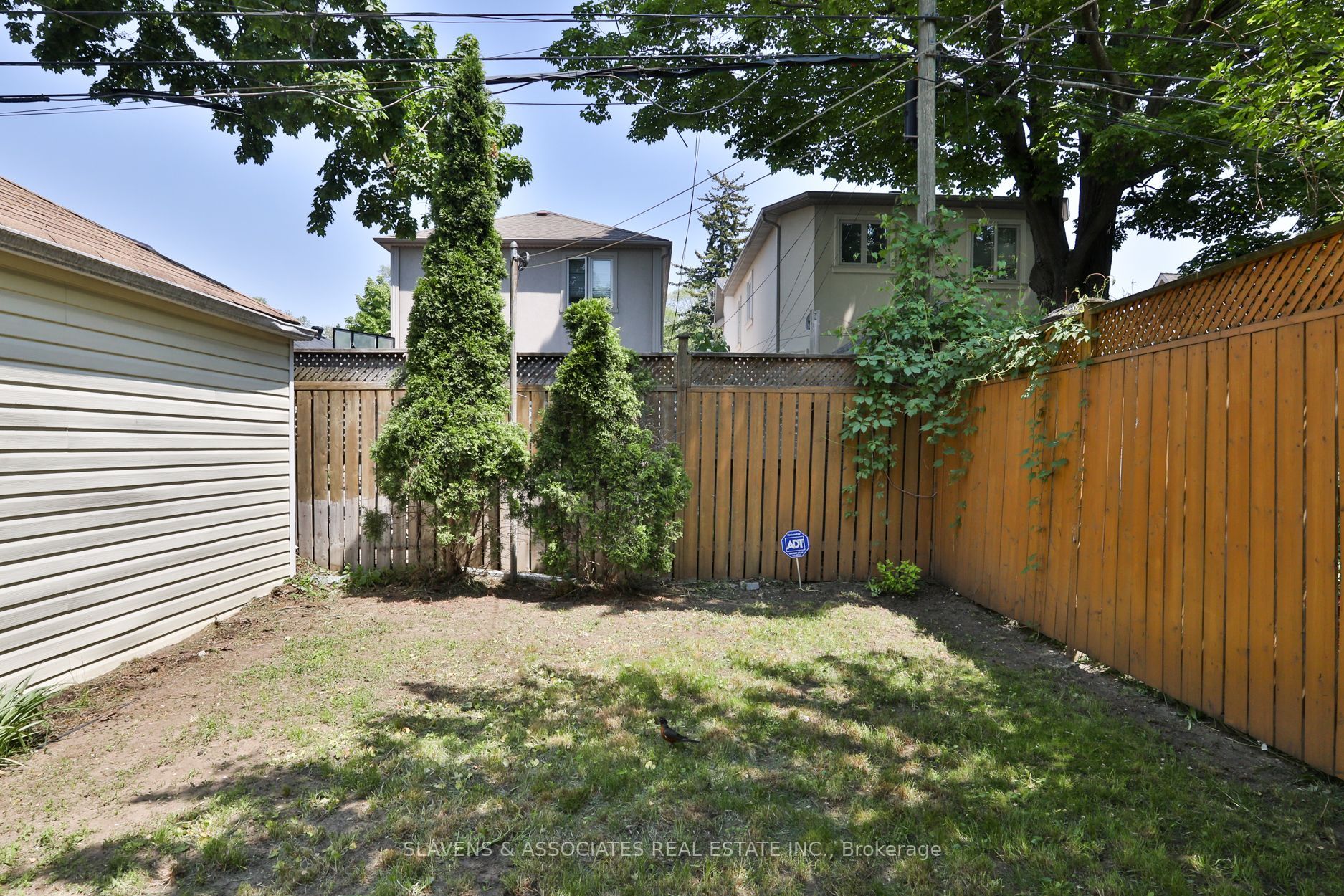 115 Cadorna Avenue