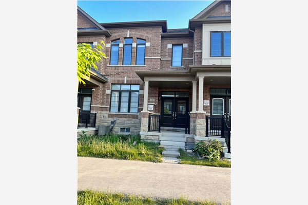 220 Coronation Rd, Whitby