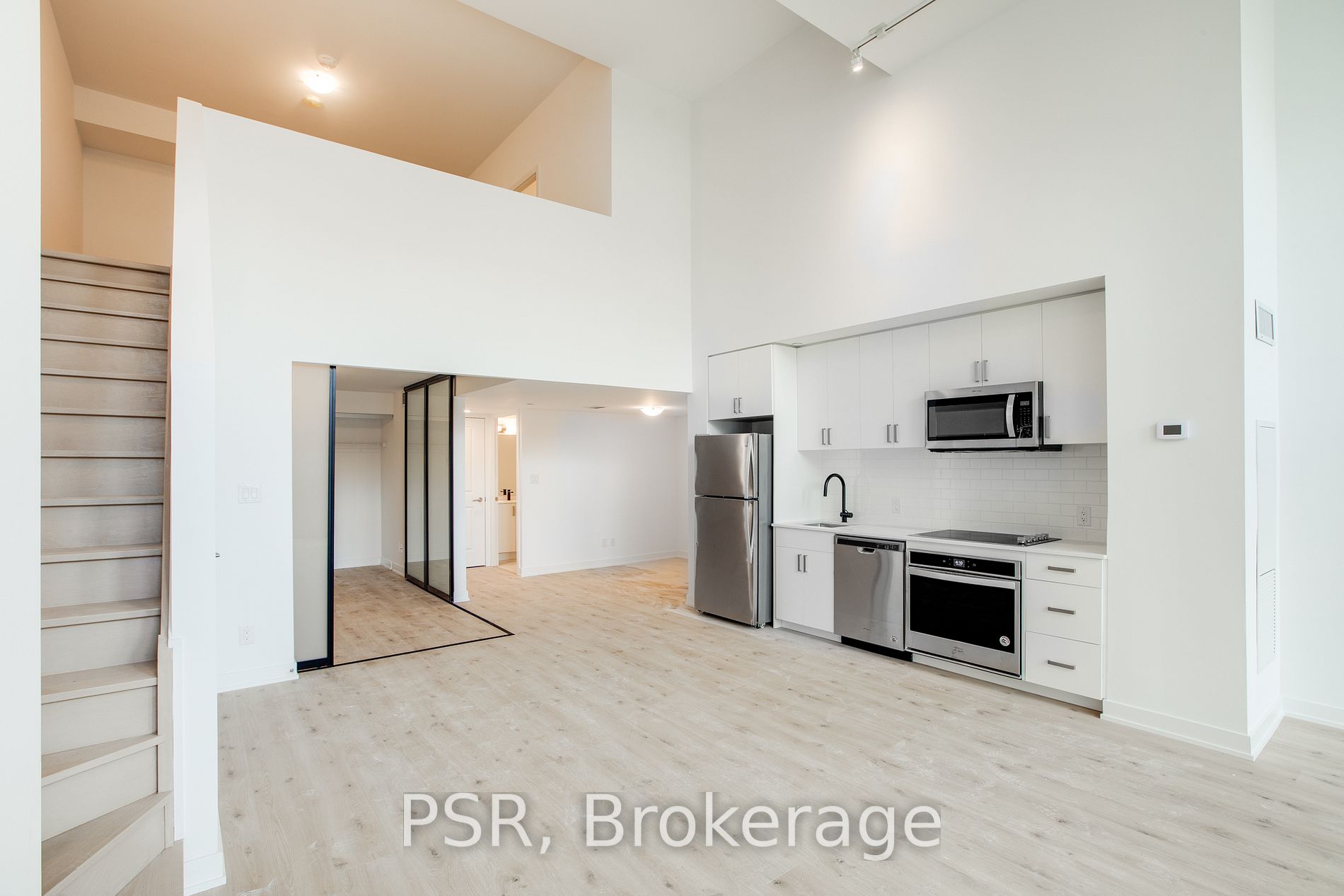 2799 Kingston Road, #TH105