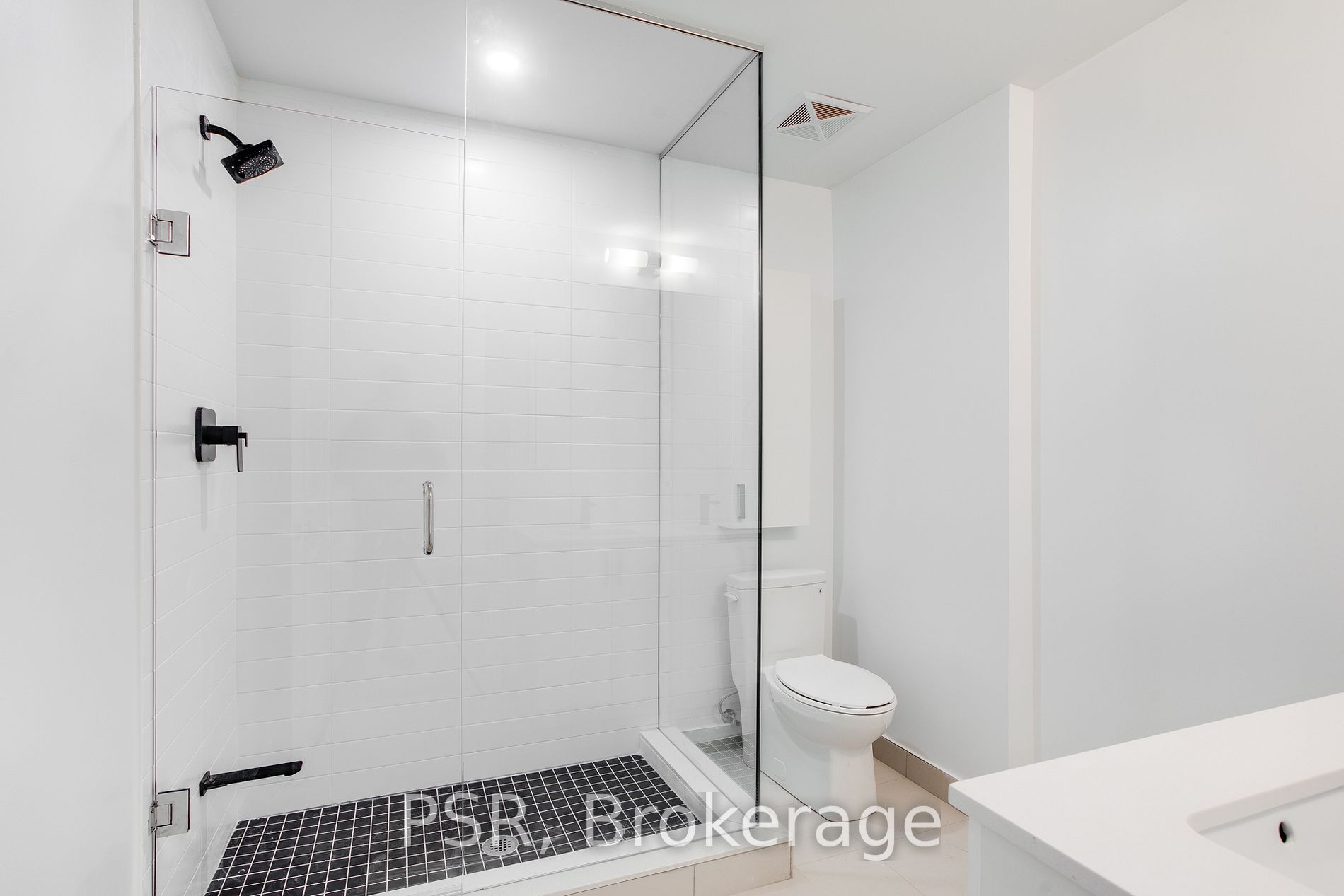 2799 Kingston Road, #TH105