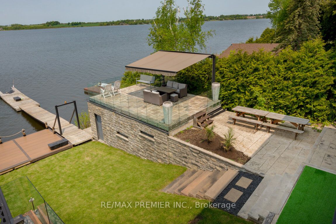 424 Fralicks Beach Rd