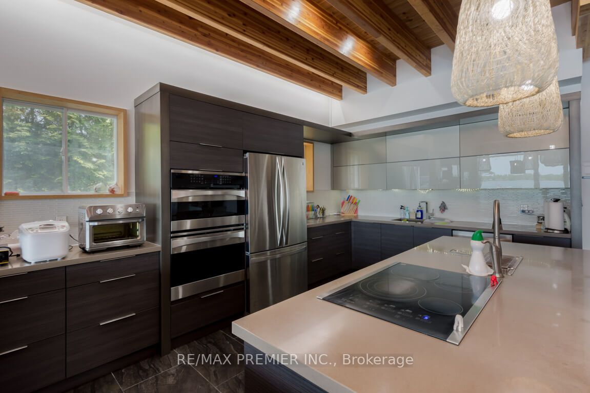 424 Fralicks Beach Rd