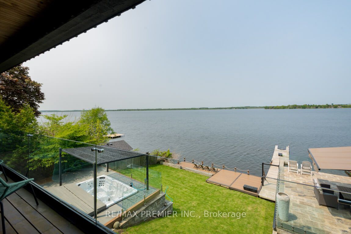 424 Fralicks Beach Rd