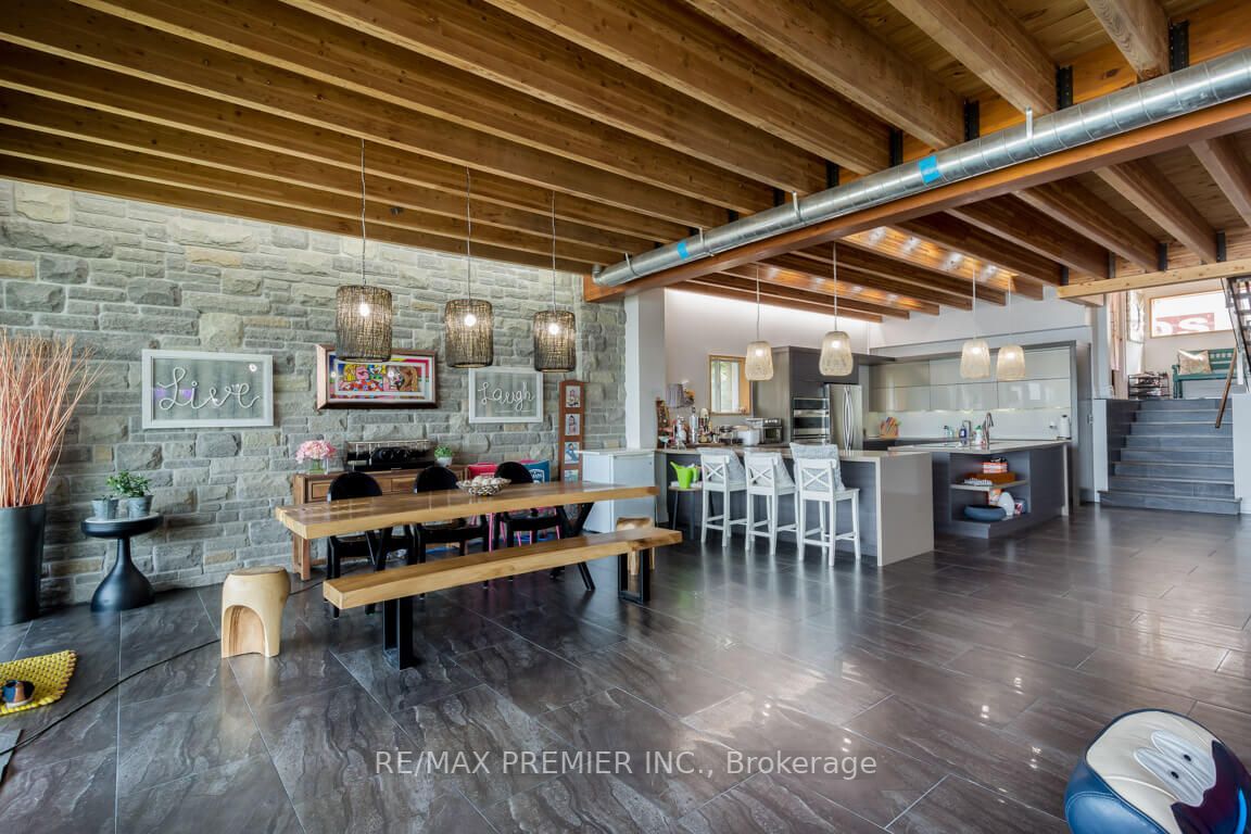 424 Fralicks Beach Rd