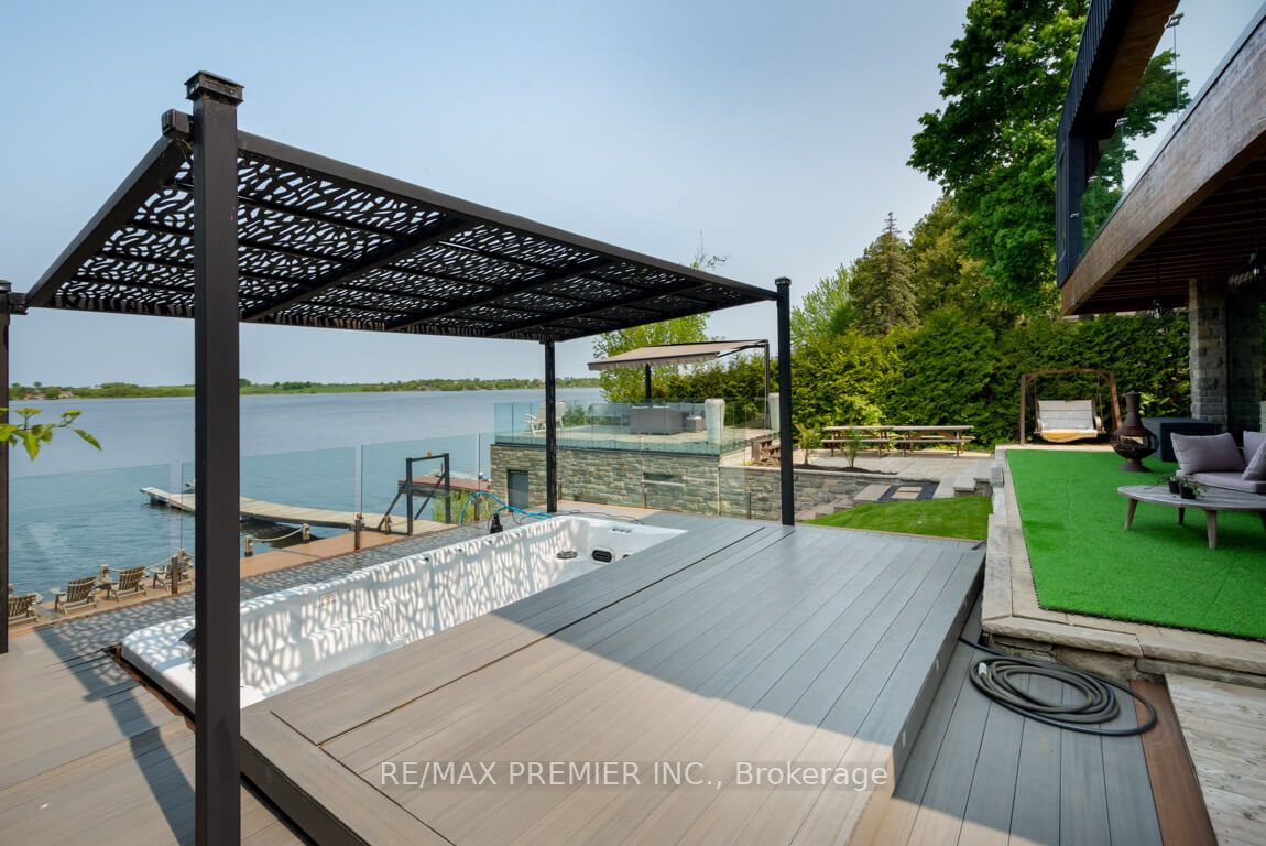 424 Fralicks Beach Rd