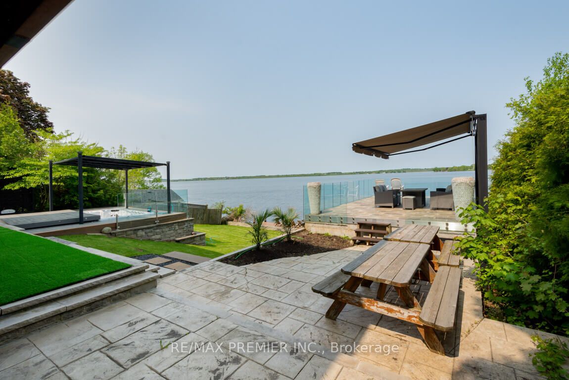 424 Fralicks Beach Rd