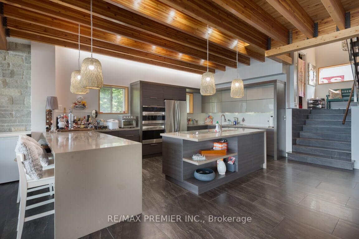 424 Fralicks Beach Rd