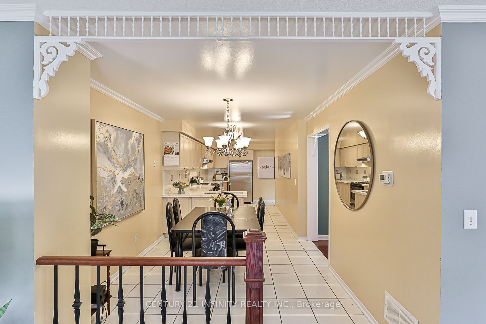 146 Thicket Cres