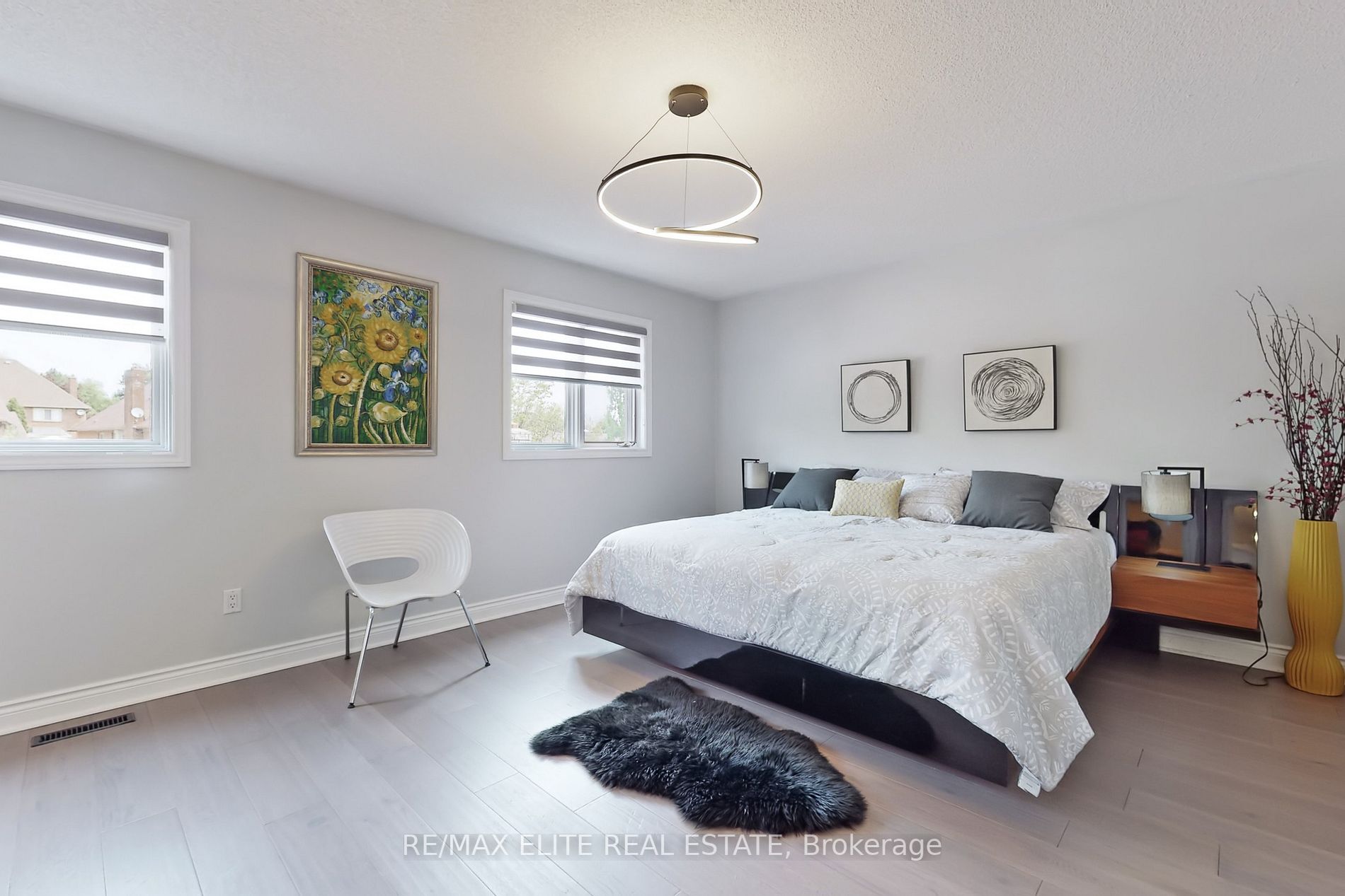 985 Grafton Crt