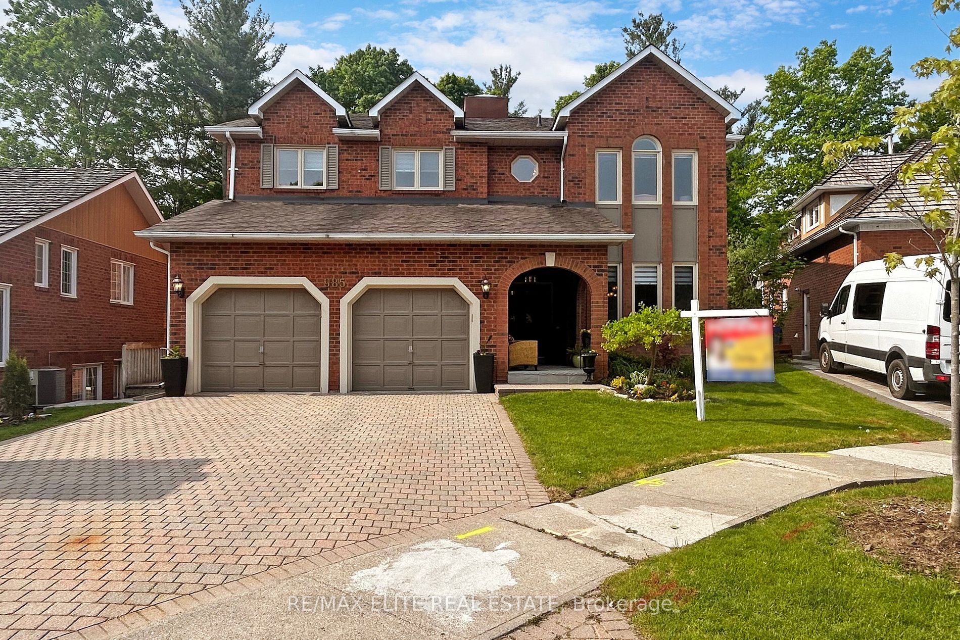 985 Grafton Crt