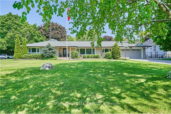 110 Columbus Rd E, Oshawa