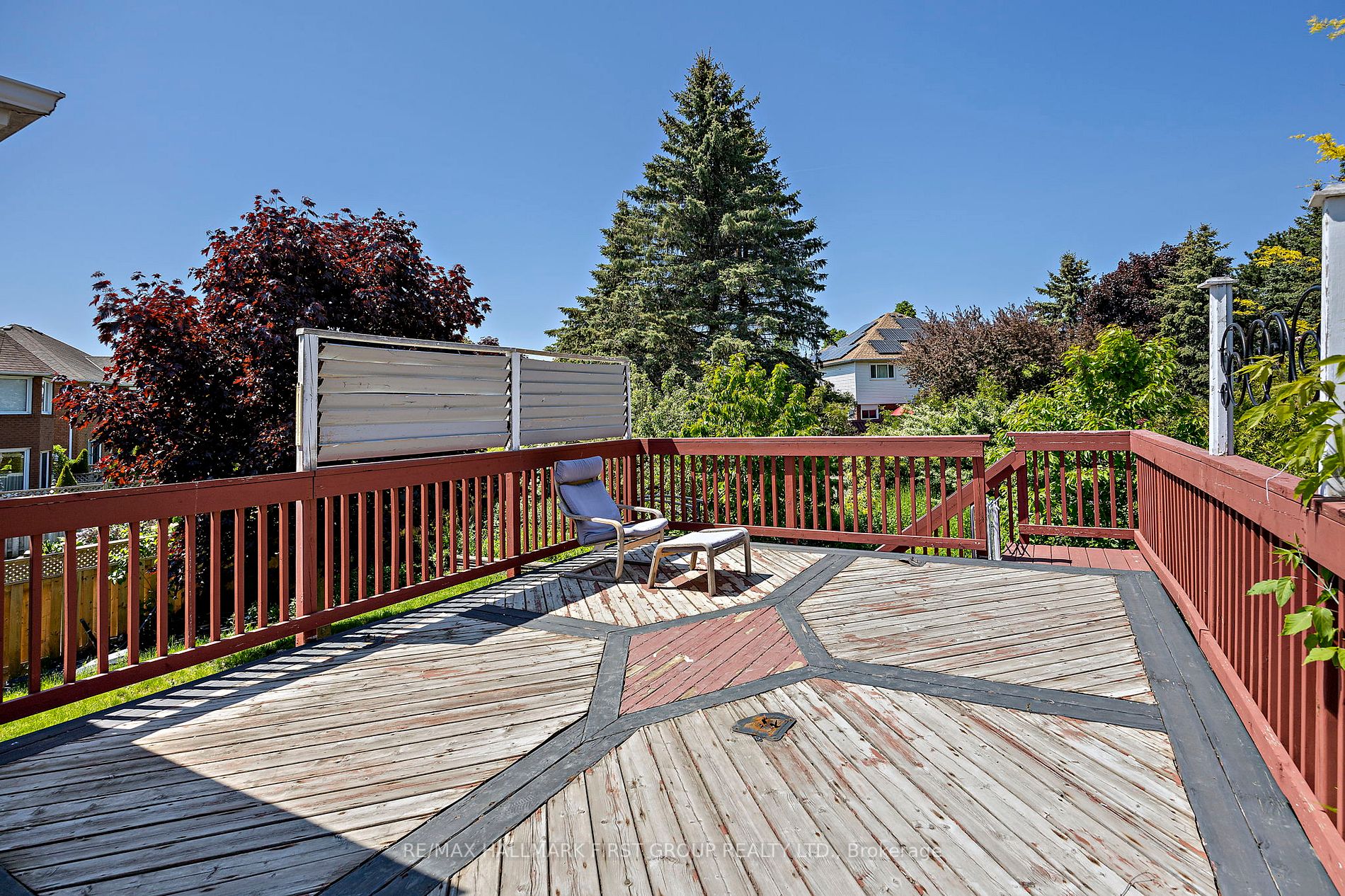 4 Orchard Park Dr