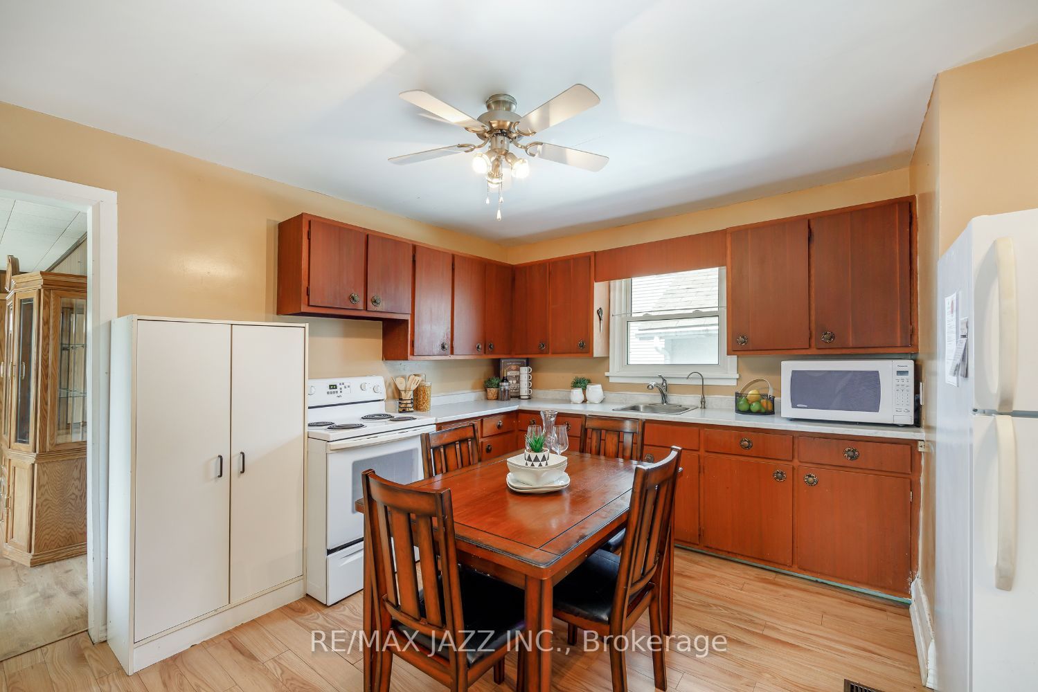 Listing E6084440 - Large Photo # 8