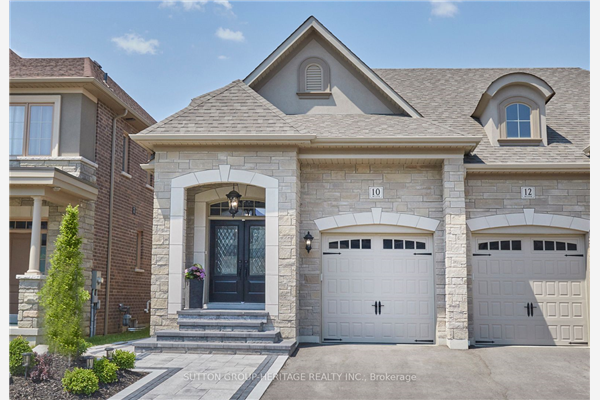 10 Ouellette Dr, Whitby