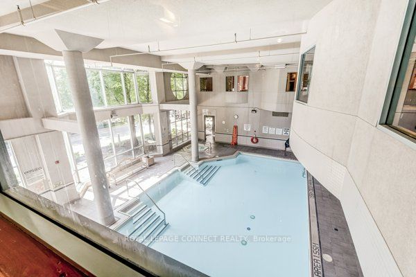 88 Corporate Dr, #1617