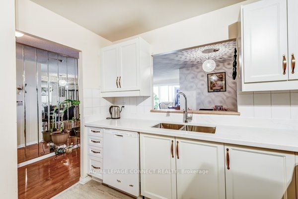 88 Corporate Dr, #1617