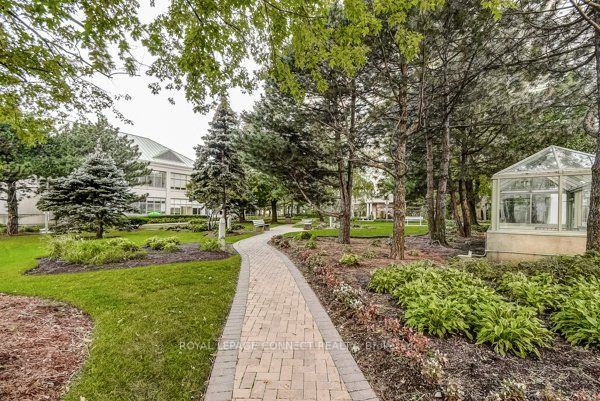 88 Corporate Dr, #1617