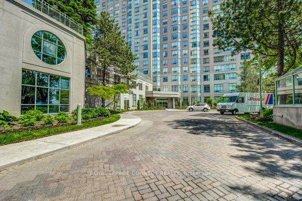 88 Corporate Dr, #1617