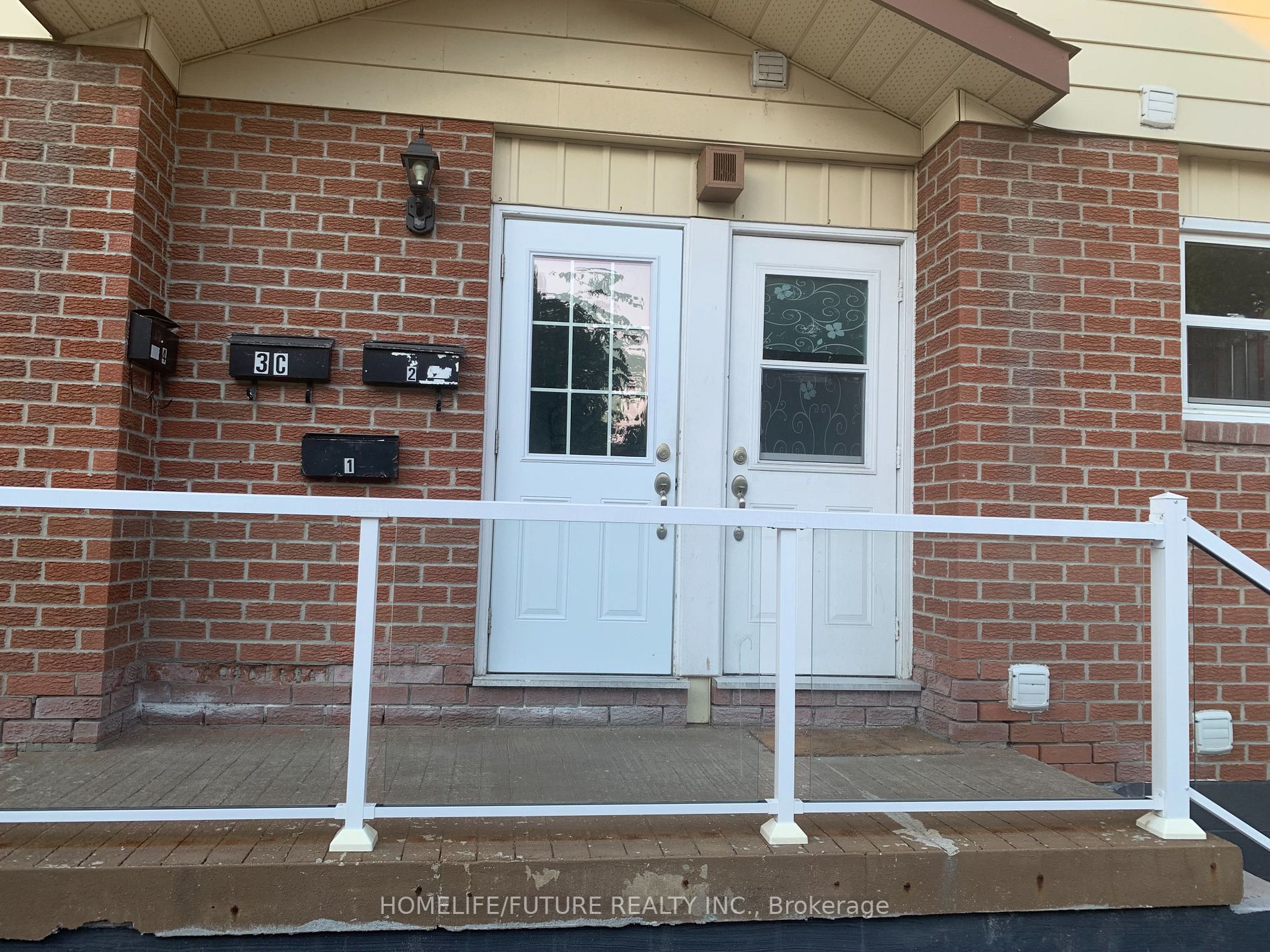 721 King Street W