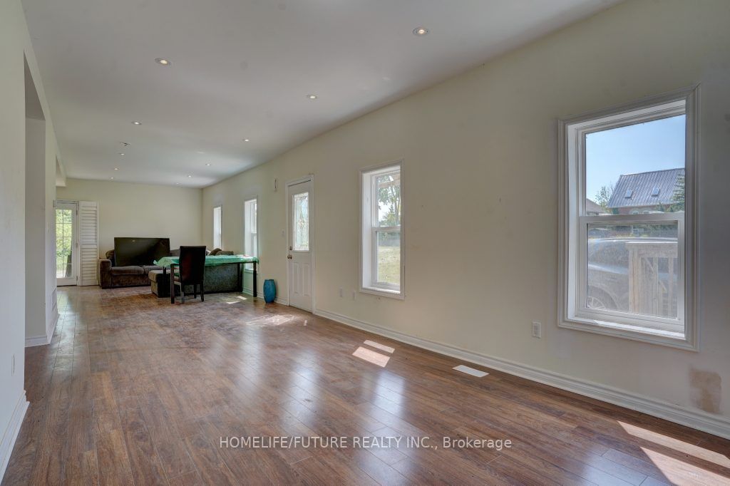 4973 Old Brock Rd