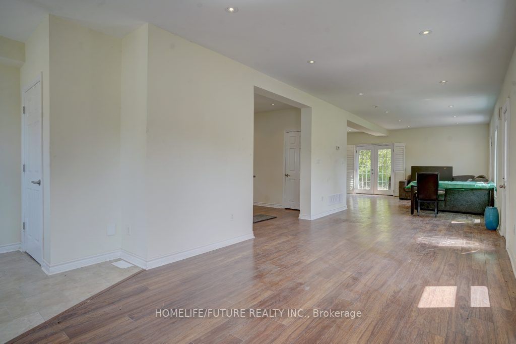 4973 Old Brock Rd