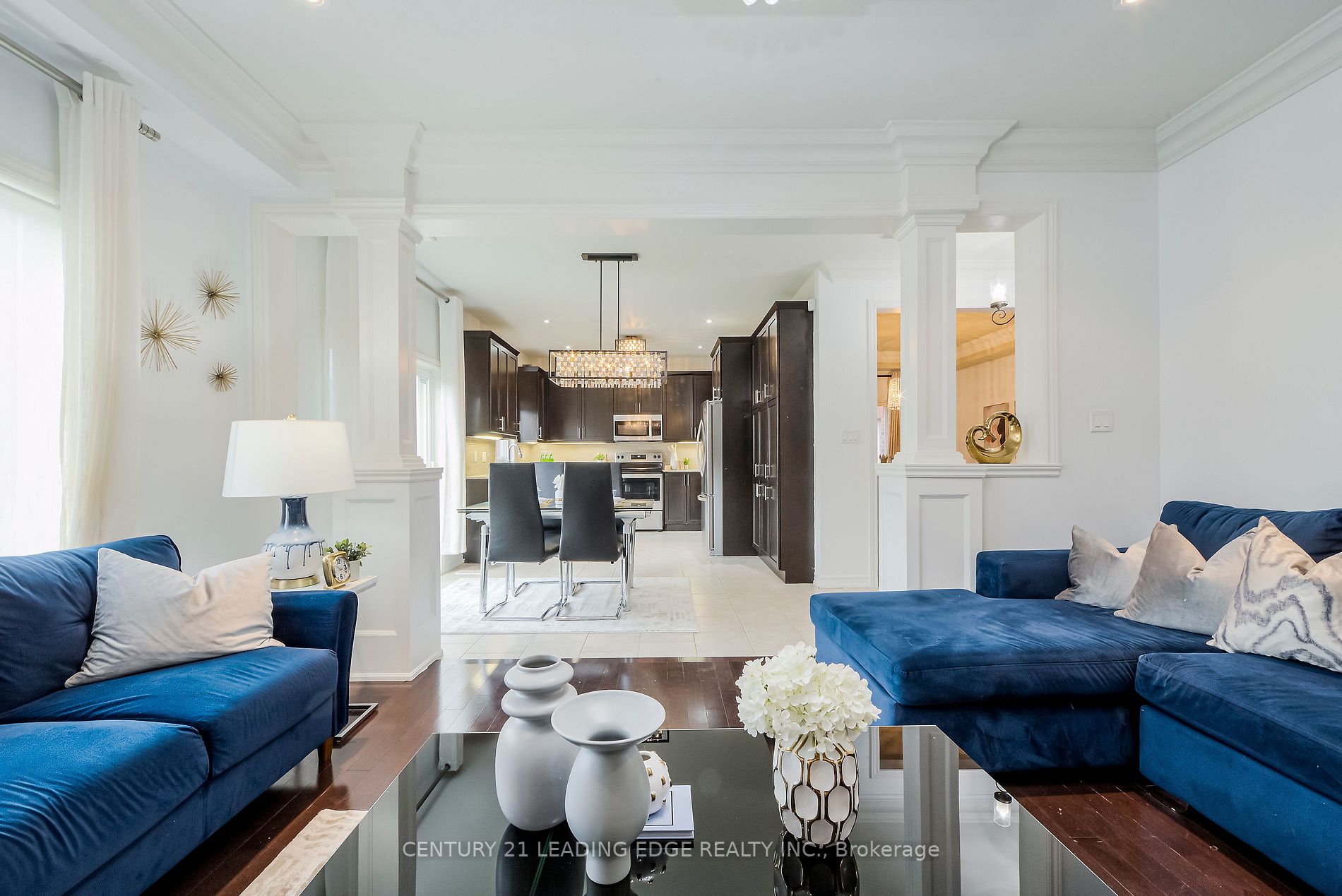 6 North Glen Blvd