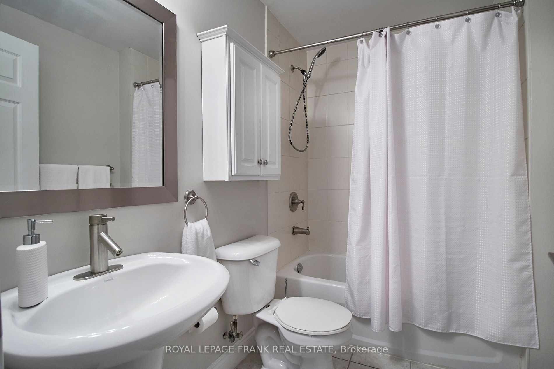 171 Shanly St, #105