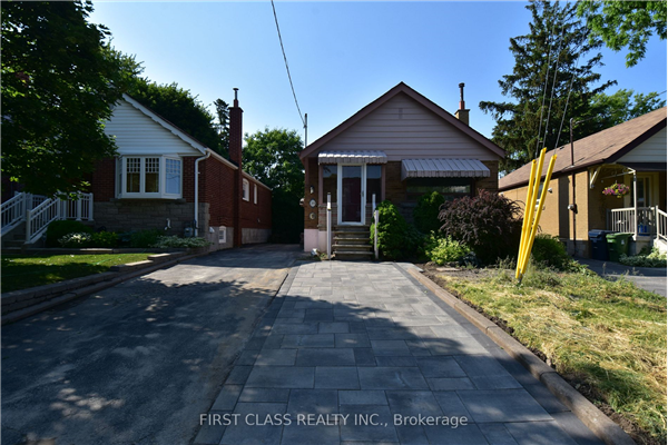 19 Yardley Ave, Toronto