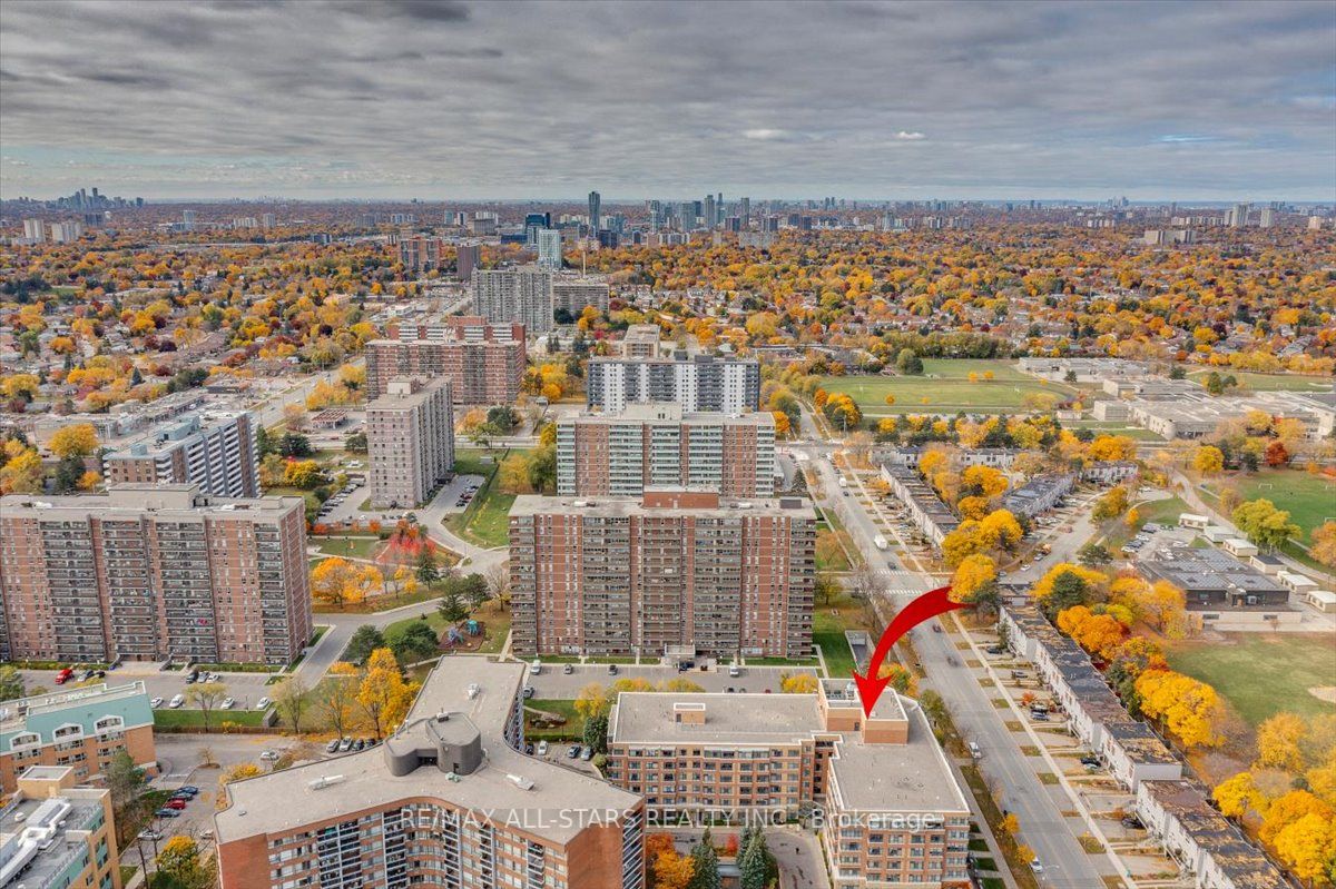 115 Bonis Ave, #413