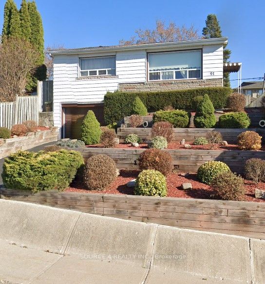91 Pitt Avenue
