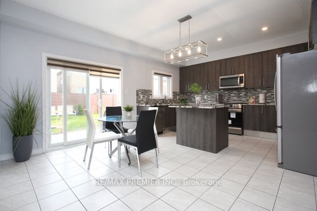267 Lyle Dr