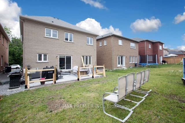 267 Lyle Dr